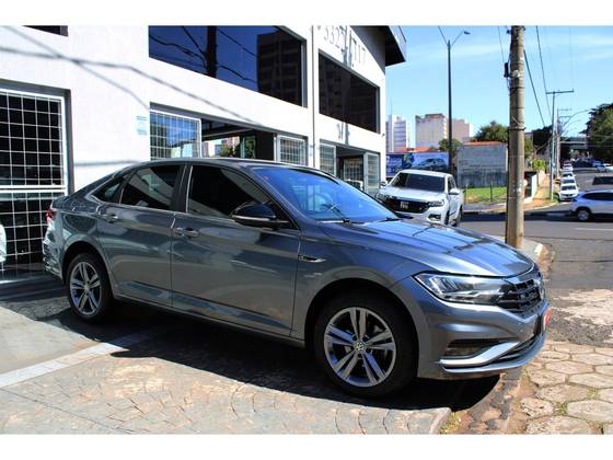 VOLKSWAGEN JETTA 1.4 250 TSI TOTAL FLEX R-LINE TIPTRONIC